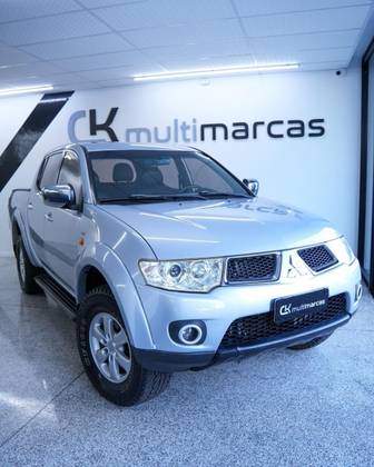 MITSUBISHI L200 TRITON 3.5 HPE 4X4 CD V6 24V FLEX 4P AUTOMÁTICO